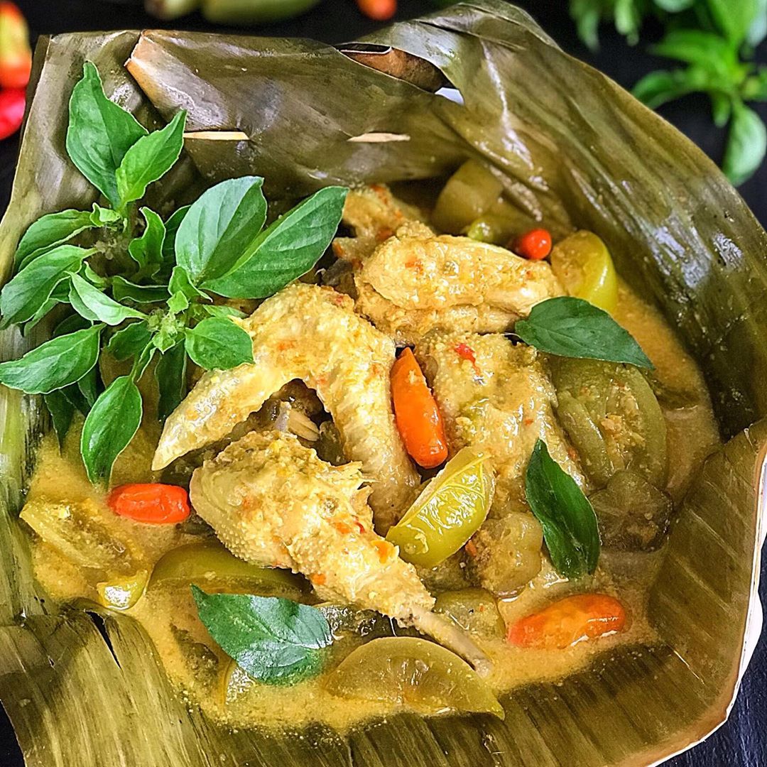 Kiat-kiat memasak Garang Asem Ayam gurih